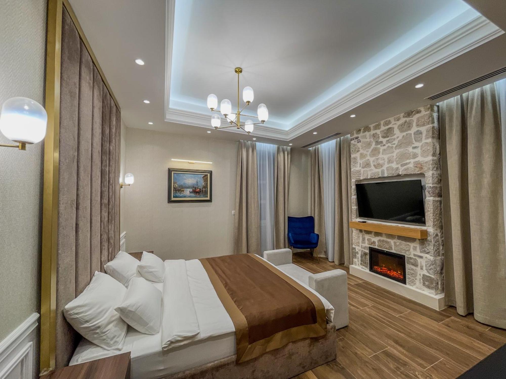Hive Luxury Suites By Mn Property Котор Екстер'єр фото